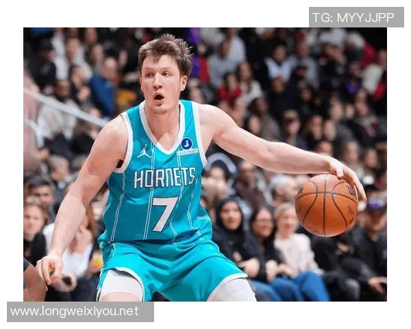 官网新秀榜：克尼佩尔反超弗拉格排第1 埃奇库姆第3 哈珀杀进榜单