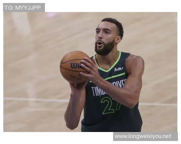 戈贝尔谈失利：大家没紧迫感和责任感 需要有人严格要求球员